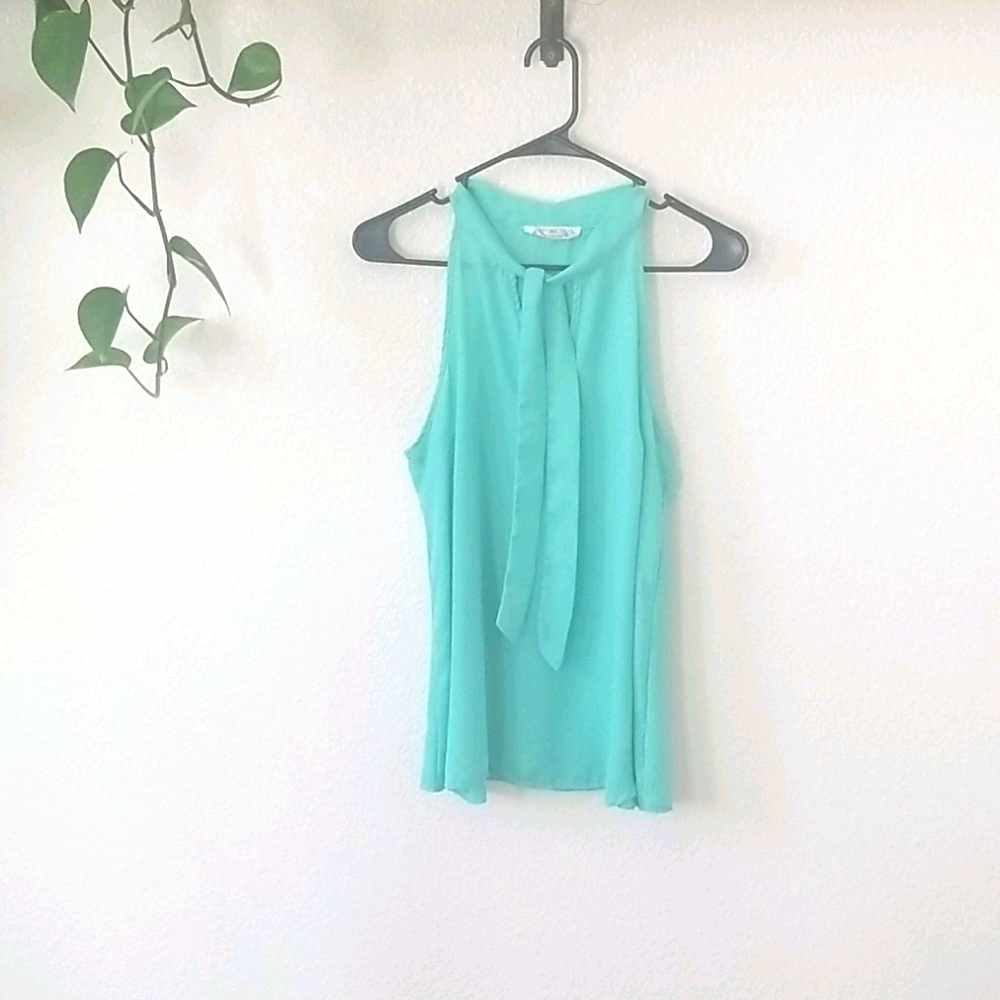 Turquoise sleeveless top